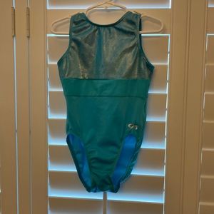 GK girls leotard size CS